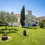 Vila Luxurious Volme199 *