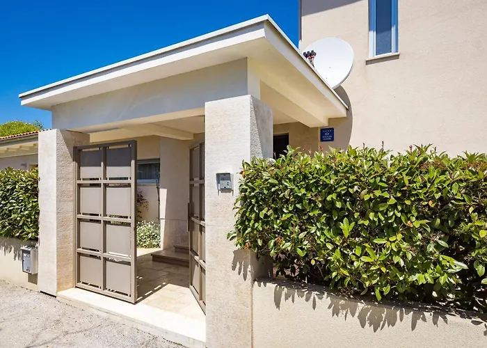 Luxurious Volme199 빌라 반졸레