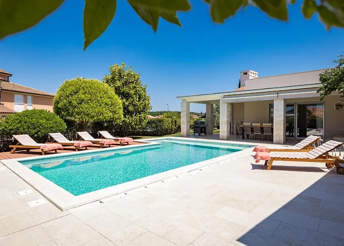 Luxurious Volme199 빌라 *